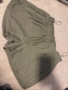 Olive Green Women's Casual Linen-Blend Shorts